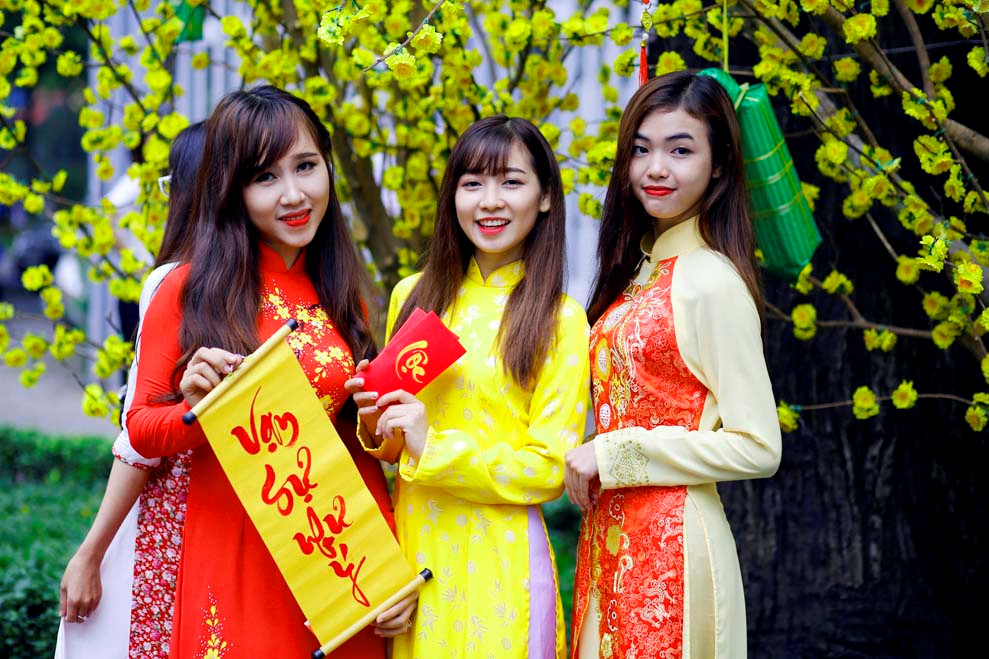 chụp hình nhóm sống ảo tết 2019.jpg